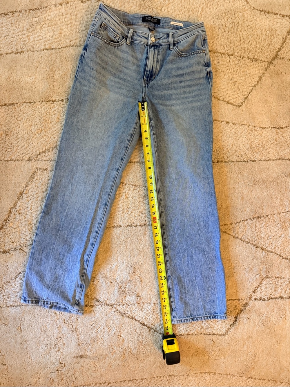 Light Blue Judy Blue Women’s Straight-Leg Jeans - Picture 3 of 3